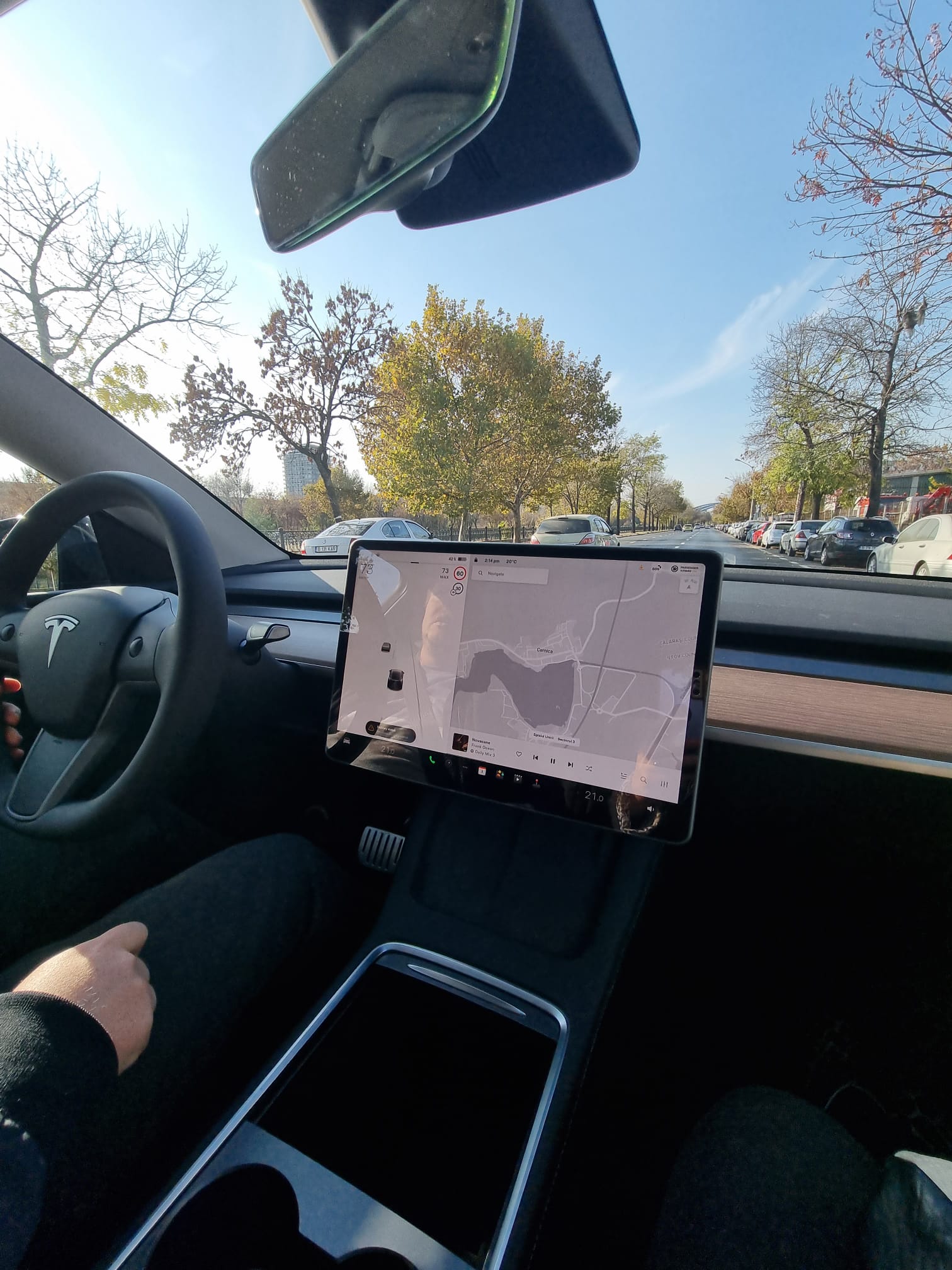tesla touchscreen
